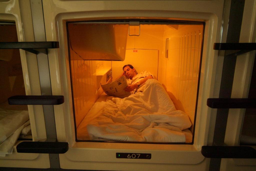 Capsule Hotel & Sauna Ikebukuro Plaza โตเกียว ภายนอก รูปภาพ