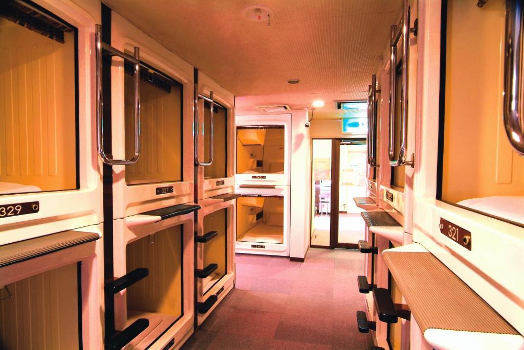 Capsule Hotel & Sauna Ikebukuro Plaza โตเกียว ห้อง รูปภาพ
