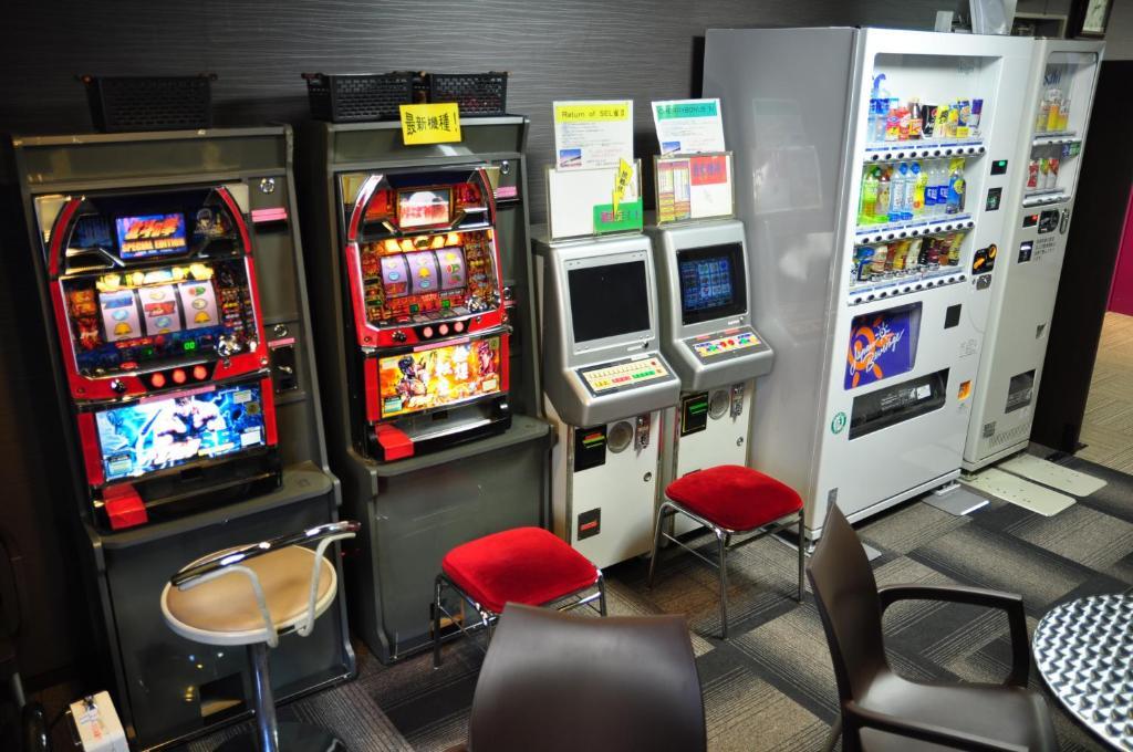 Capsule Hotel & Sauna Ikebukuro Plaza โตเกียว ภายนอก รูปภาพ