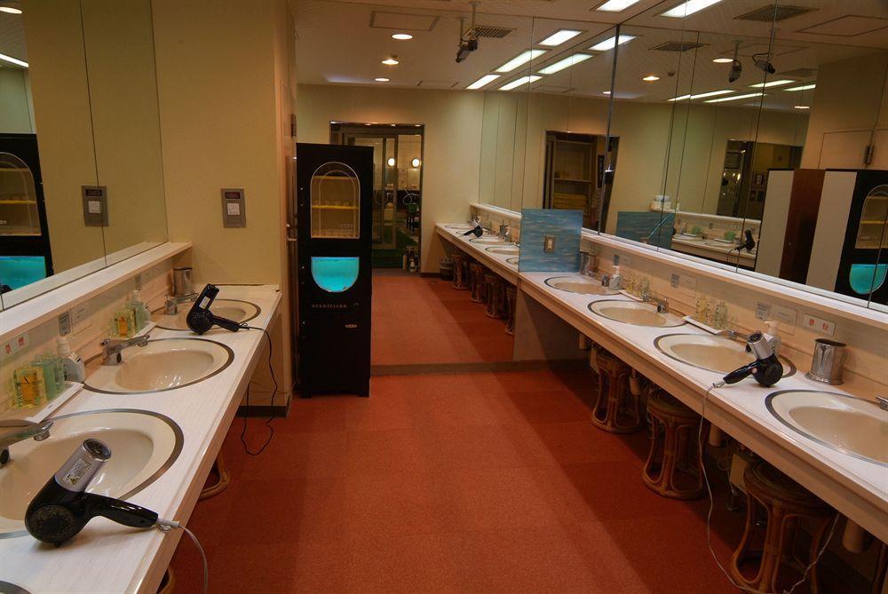 Capsule Hotel & Sauna Ikebukuro Plaza โตเกียว ภายนอก รูปภาพ